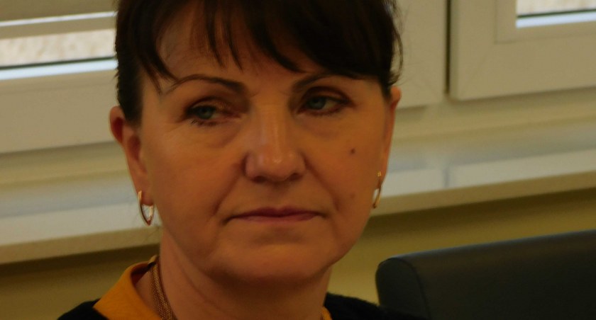 - Radna gminy Biała, Małgorzata Pichlak, uważa, że w Białej II powinna zostać wykopana studnia głębinowa oraz hydrofornia. Fot.: Katarzyna Cieślik, Magdalena Lizurej