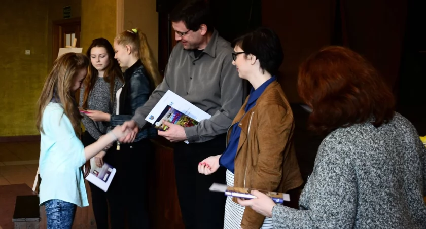 Zdjęcie z poprzedniej edycji tego konkursu w bibliotece w Sokolnikach / Fot. Facebook / Biblioteka Publiczna Gminy Sokolniki