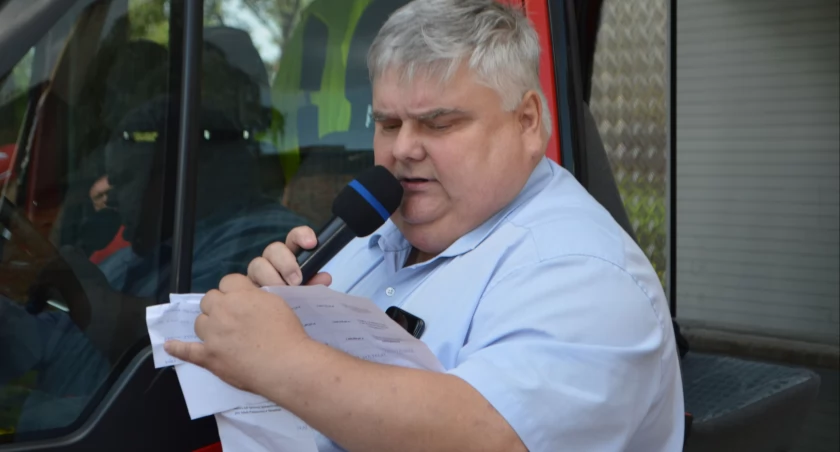 Po zakończonej inwestycji w Zbęku i Malinówce, z sieci kanalizacyjnej korzystać będzie mogło około 80 procent naszych mieszkańców - cieszy się wójt Grzegorz Maras/fot.: Ela Wodecka 