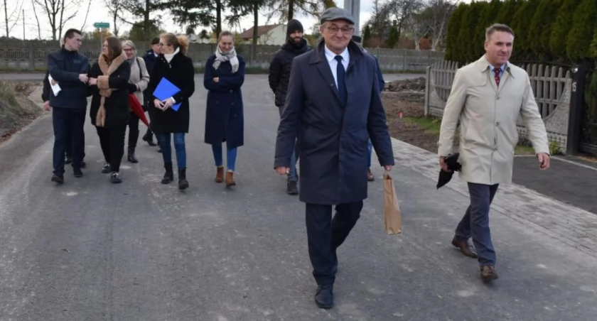 Zdjęcia z otwarcia drogi w Woli Jankowskiej / fot.: Sławomir Rajch