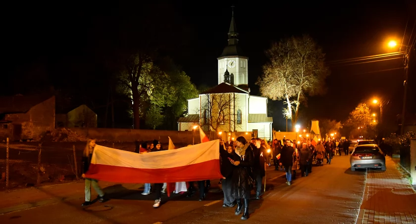 Zdjęcia z pochodu niepodległościowego w Siemkowicach / fot.: Radosław Ziemba
