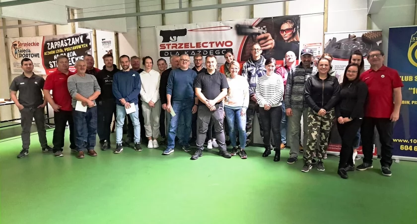 Na zdjęciu uczestnicy projektu 