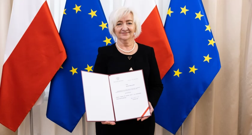 Na zdjęciu Dorota Ryl, nowy wojewoda łódzki podczas odbierania nominacji / Fot. MSWiA