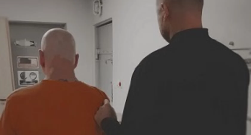 Na zdjęciu fragment z zatrzymania mężczyzny / Fot. KPP Radomsko 