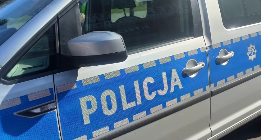 zdjęcie wozu policyjnego/fot.: Magdalena Lizurej