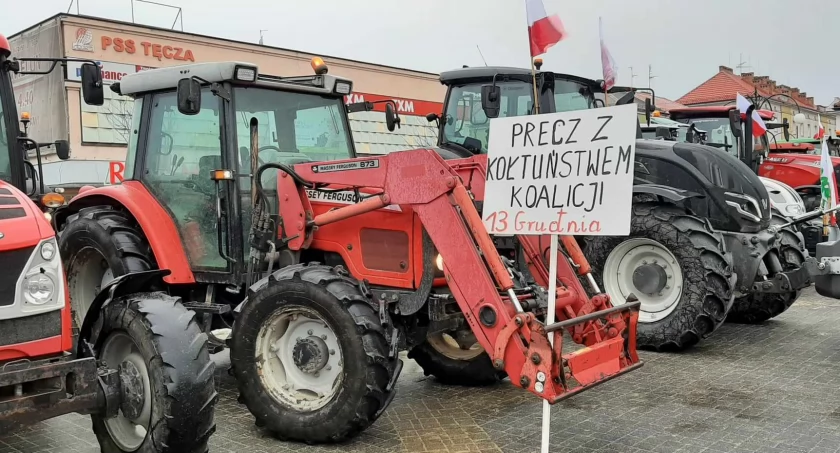 zdjęcie traktora, biorącego udział w proteście/fot.: Patrycja Górna