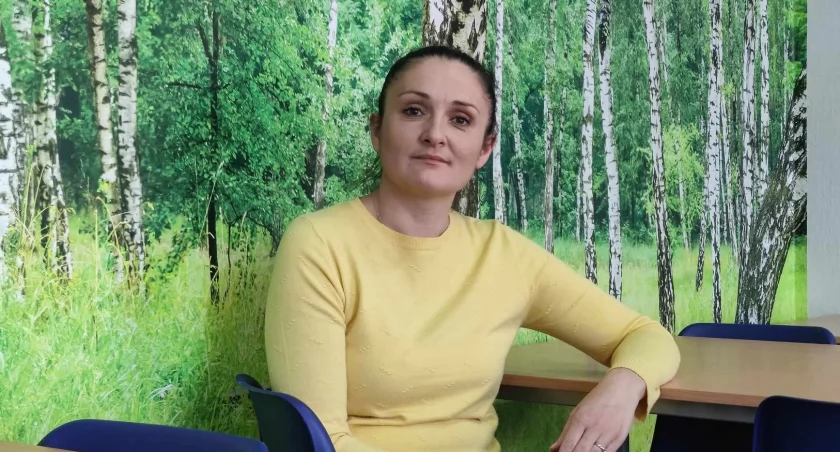 W leśnym otoczeniu posiłki na pewno będą bardziej smakować. Na zdjęciu: dyrektor Monika Boruń/fot.: Ela Wodecka 