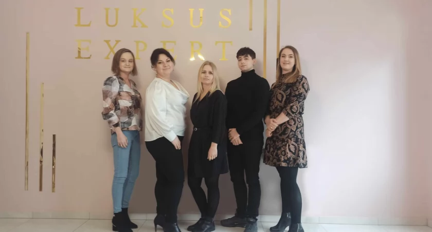 zdjęcie ekipy Biura Nieruchomości Luksus Ekspert/fot.: Magdalena Lizurej
