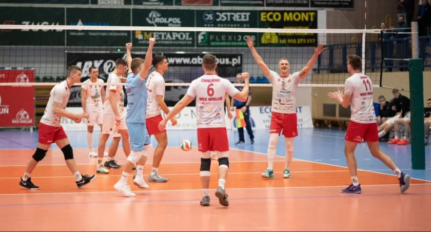 Na zdjęciu lider tabeli II ligi - grupy 3 - WKS Wieluń, źródło: WKS Wieluń 