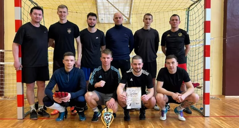 Na zdjęciu mistrzowie powiatu wieluńskiego - OSP Ruda / źródło OSP Ruda