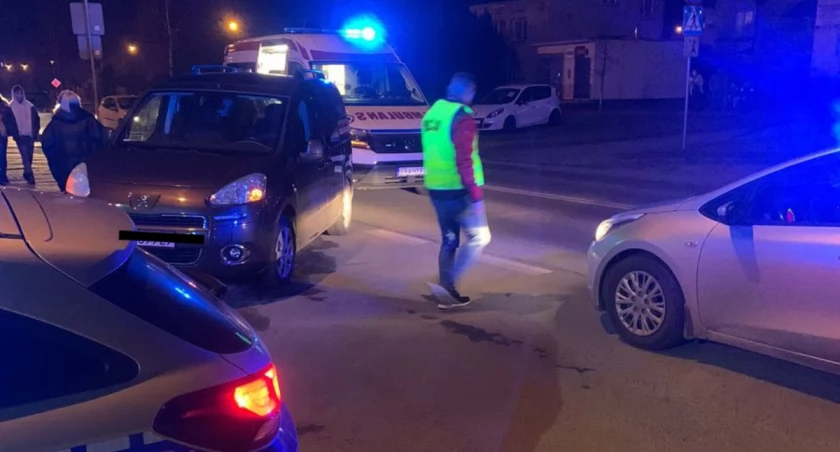zdjęcie z miejsca wypadku w Działoszynie/fot.: arch. KPP w Pajęcznie