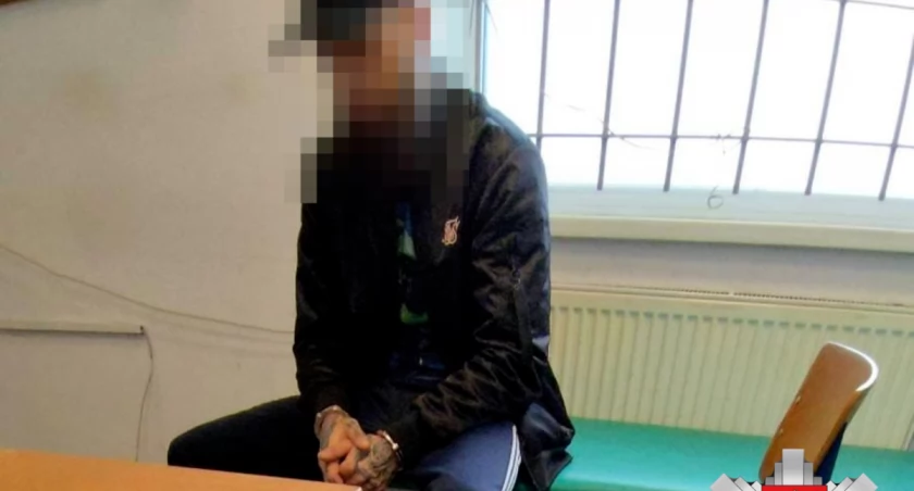 Na zdjęciu zatrzymany mężczyzna / Fot. KPP Łask
