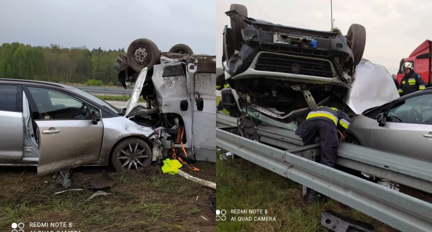 Na zdjęciu miejsce wypadku na trasie S8 niedaleko Złoczewa / Fot. Facebook / OSP Złoczew 