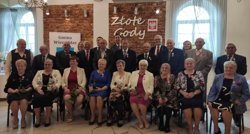 W uroczystości wręczenia medali 