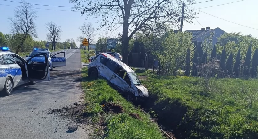 Na zdjęciu pojazd, którym uciekał 19-latek / Fot. KPP Zduńska Wola