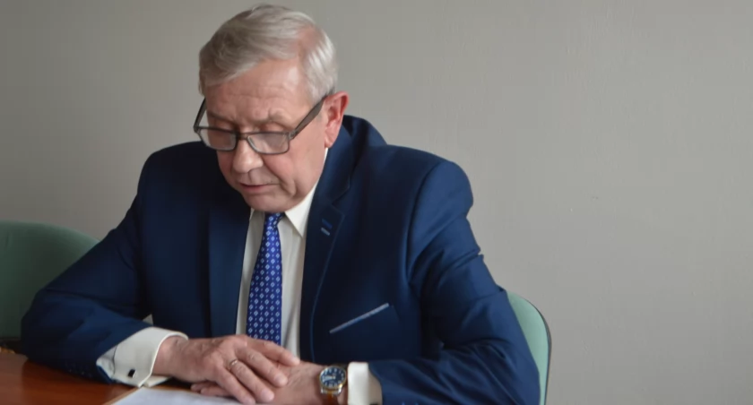 W środę, 24 kwietnia, Jarosław Żółtaszek po raz ostatni poprowadził sesję Rady Gminy w Skomlinie/fot.: Ela Wodecka 