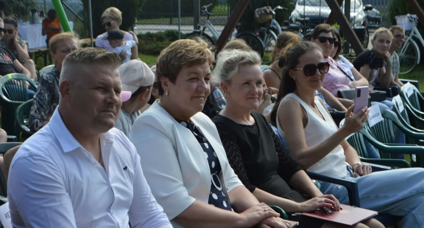 Piknik profilaktyczny w Łaszewie był bardzo udany. Dopisali rodzice, dziadkowie i zaproszeni goście/fot.: Ela Wodecka 