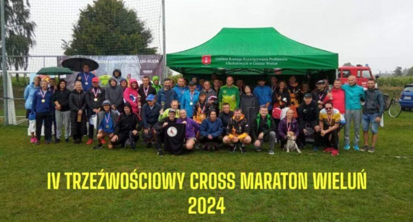 Na zdjęciu uczestnicy poprzednich edycji Trzeźwościowego Cross Maratonu/fot.Wieluń Biega