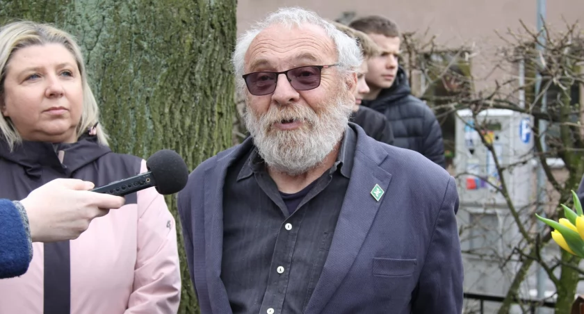 Na zdjęciu Alex Dancyg. Rok temu gościł w Wieluniu / Fot. Facebook / Wieluń