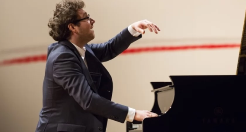 Na zdjęciu Michał Szymanowski, którego będzie można posłuchać podczas sobotniego koncertu / Fot. Filharmonia Łódzka