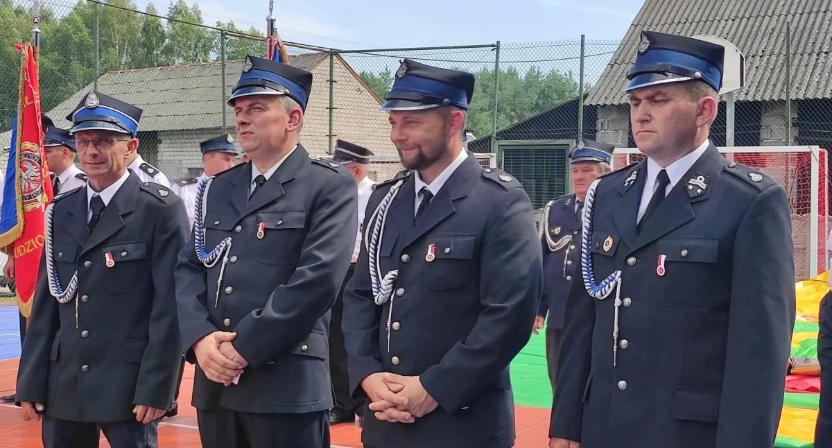 Zdjęcia z uroczystości 60-lecia powstania Ochotniczej Straży Pożarnej w Toplinie/fot.: Ela Wodecka 