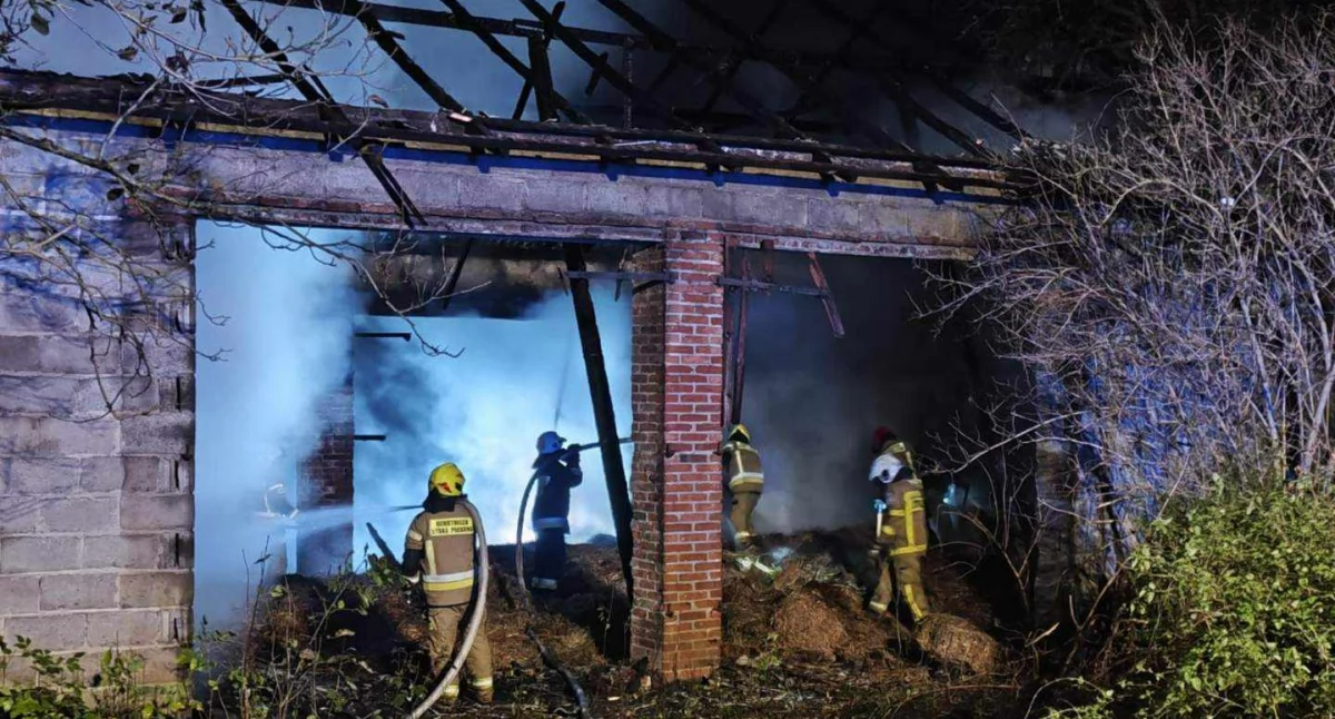Pożar stodoły w Rychłocicach / fot.: KP PSP Wieluń