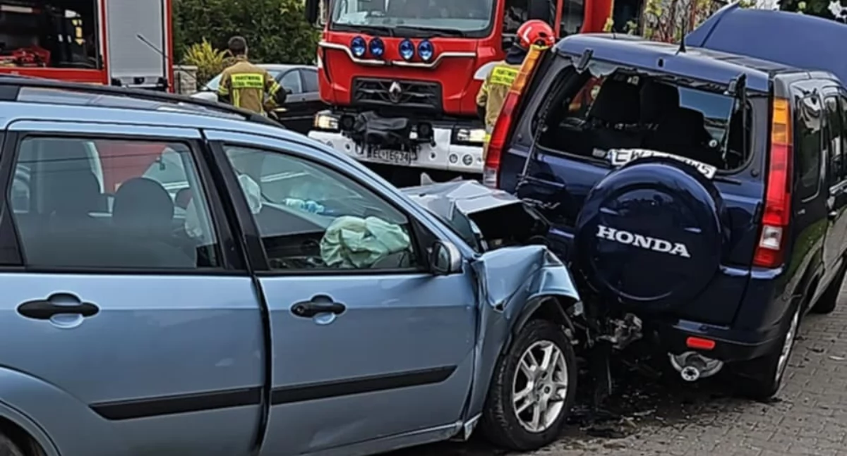 Zdjęcia z wypadku w Białej Rządowej pod Wieluniem  fot.: kulisy.net