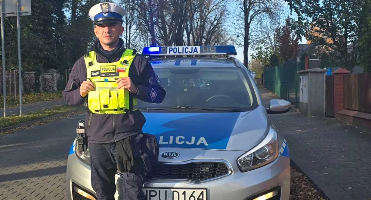 Na zdjęciu policjant, który eskortował chorego mężczyznę do szpitala / Fot. KPP Kępno