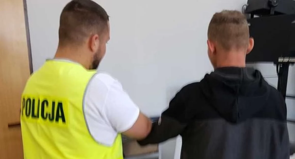 Na zdjęciu moment zatrzymania mężczyzny / Fot. KPP Wieruszów