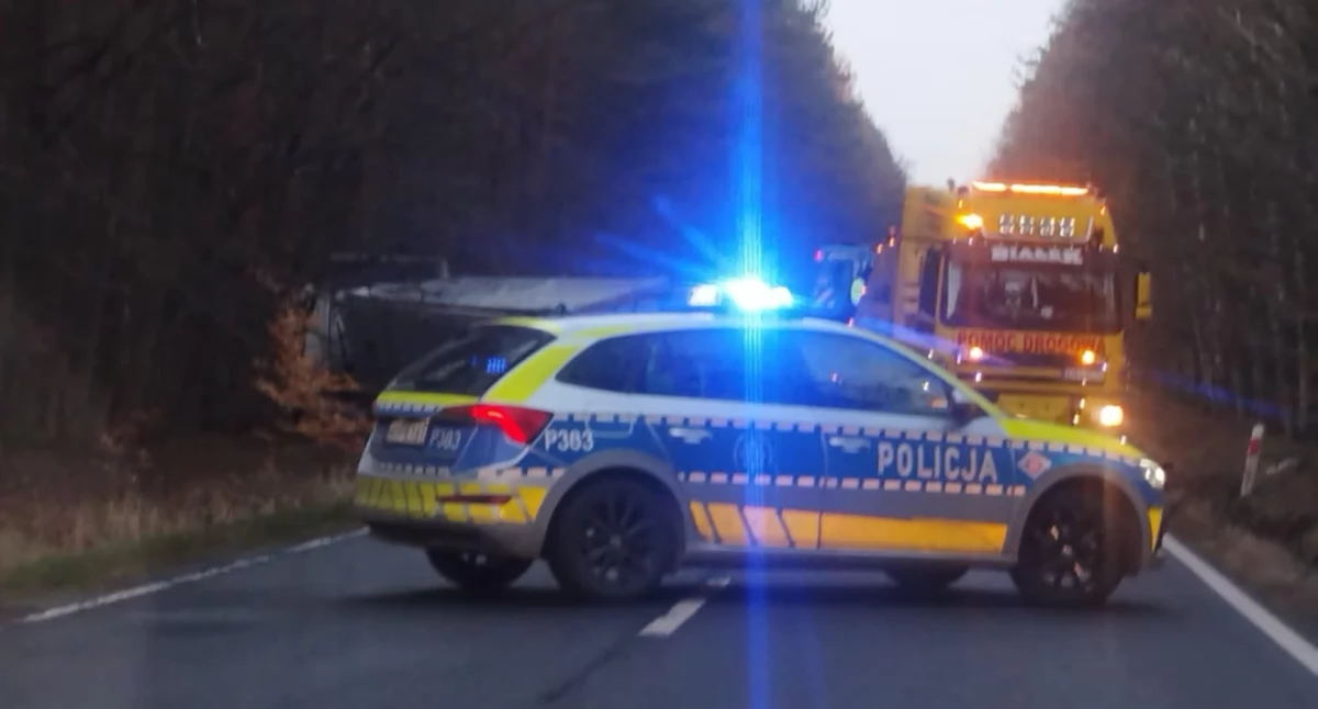 Zdjęcie przedstawiające zdarzenie drogowe fot.: Joanna Kwiecińska