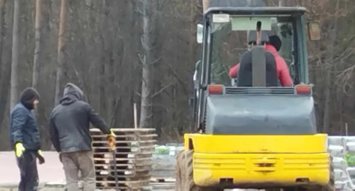 Na zdjęciu prace inwestycyjne na ul. Rekreacyjnej w Pajęcznie/fot.: Joanna Major