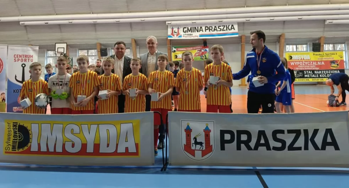 Na zdjęciu drużyna MOGRE MOKRSKO/fot. M-GOKIS Praszka Sport