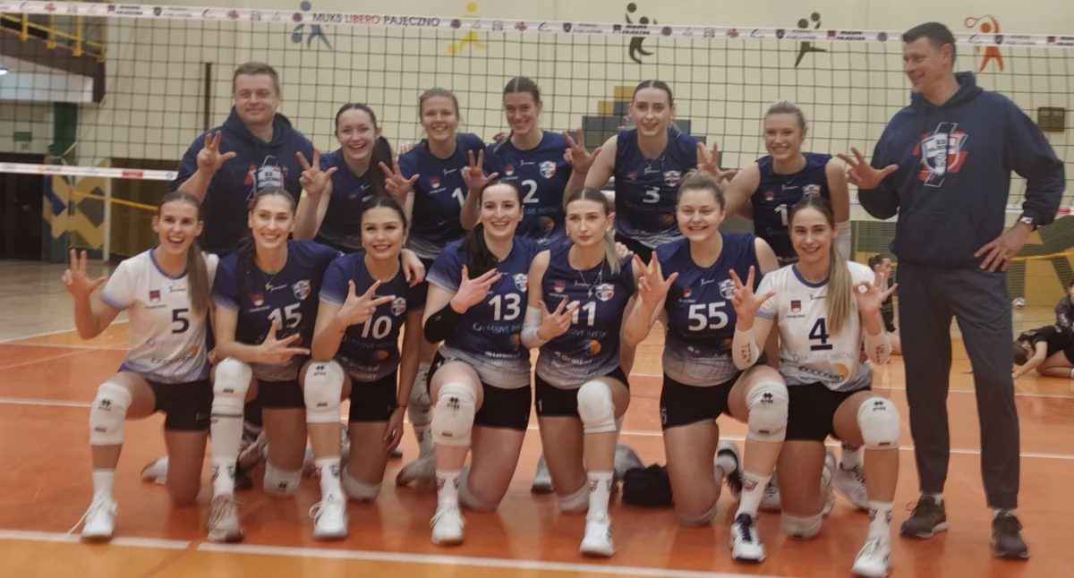 Na zdjęciu siatkarki Klubu Sportowego Pajęczno/fot. Łukasz Płuciennik 