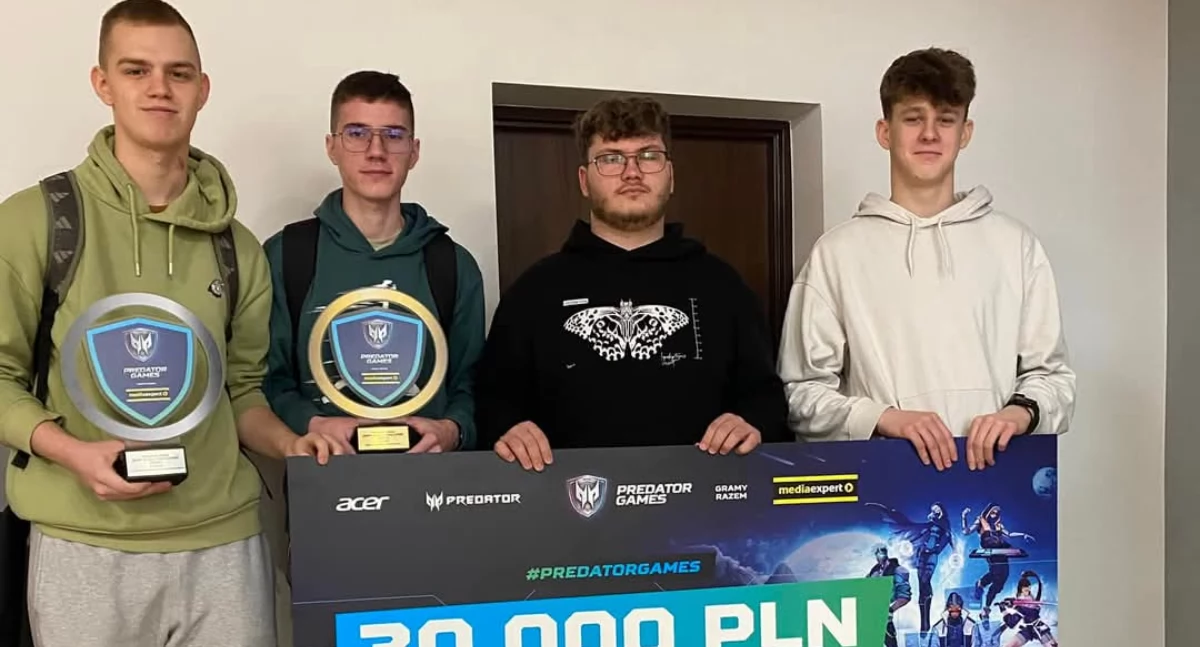 Na zdjęciu triumfatorzy z Zespołu Szkół nr 1 w Wieluniu/fot.ZS nr 1