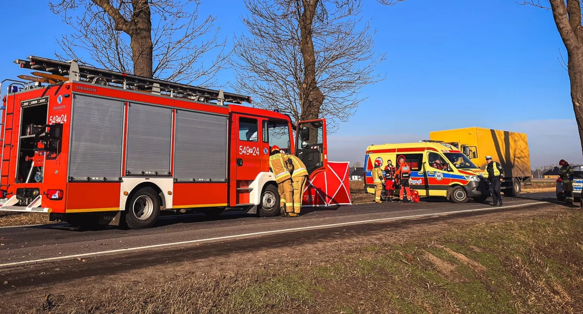 Na zdjęciu miejsce śmiertelnego wypadku / Fot. Facebook / Komenda Powiatowa Państwowej Straży Pożarnej w Ostrzeszowie