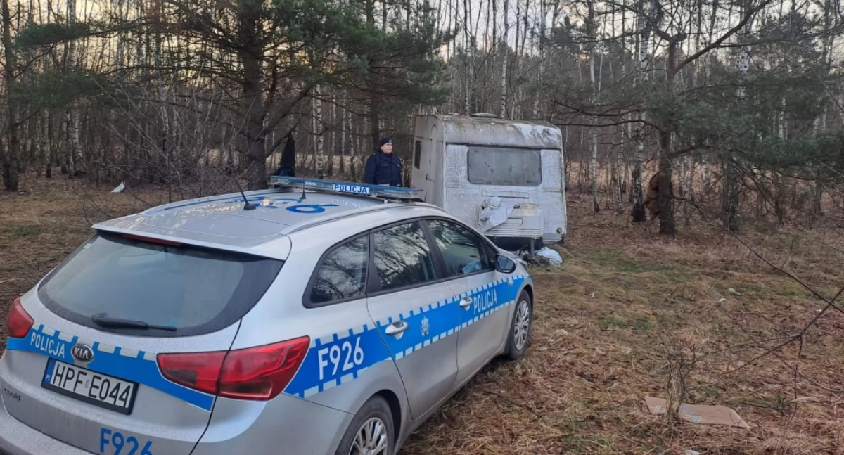 Na zdjęciu miejsce, w którym znaleziono mężczyznę / Fot. KPP Bełchatów