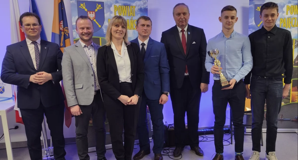 Zdjęcie z wydarzenia ,,Podsumowanie Roku Kulturalno-Sportowego w Powiecie Pajęczańskim za 2024 rok/ fot.: Powiat Pajęczański 