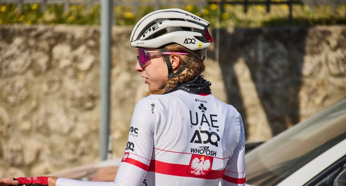 Na zdjęciu Dominika Włodarczyk, mistrzyni Polski w kolarstwie, jeżdżąca w barwach UAE Team ADQ/fot. archiwum prywatne Dominika Włodarczyk 
