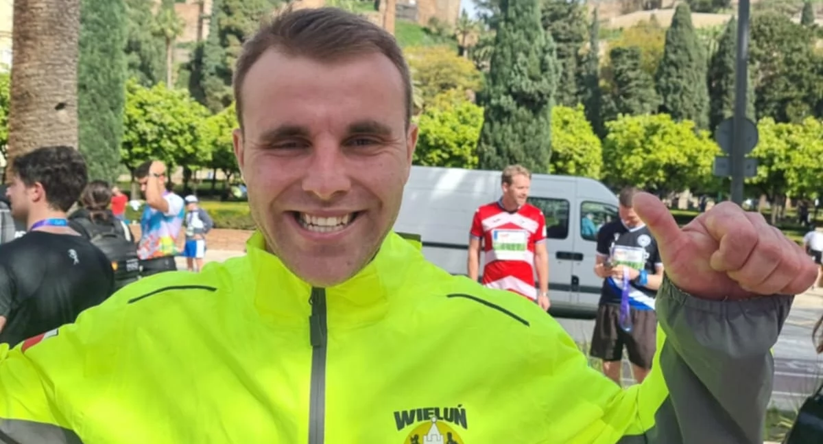 Na zdjęciu Szymon Modrzejewski biegający w barwach Stowarzyszenia Wieluń Biega/fot. archiwum prywatne Szymon Modrzejewski 