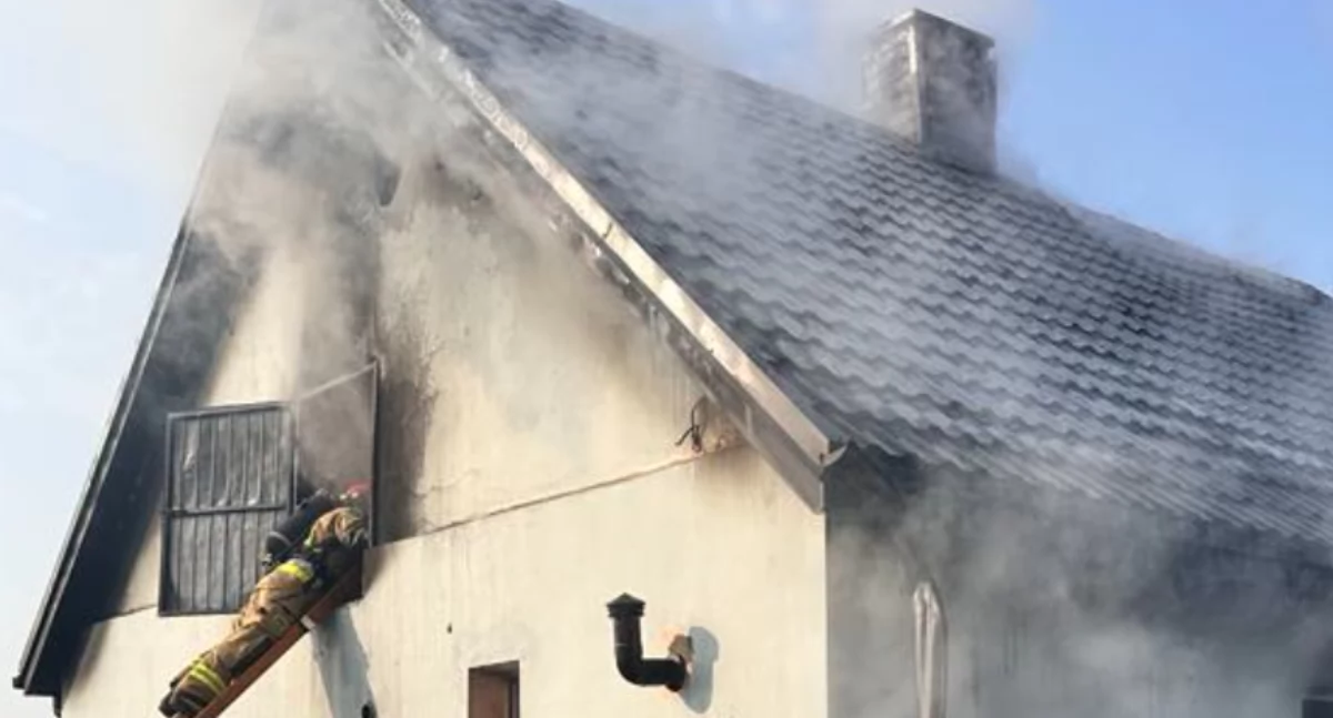Zdjęcie poglądowe z innego pożaru domu / fot.: archiwum prywatne