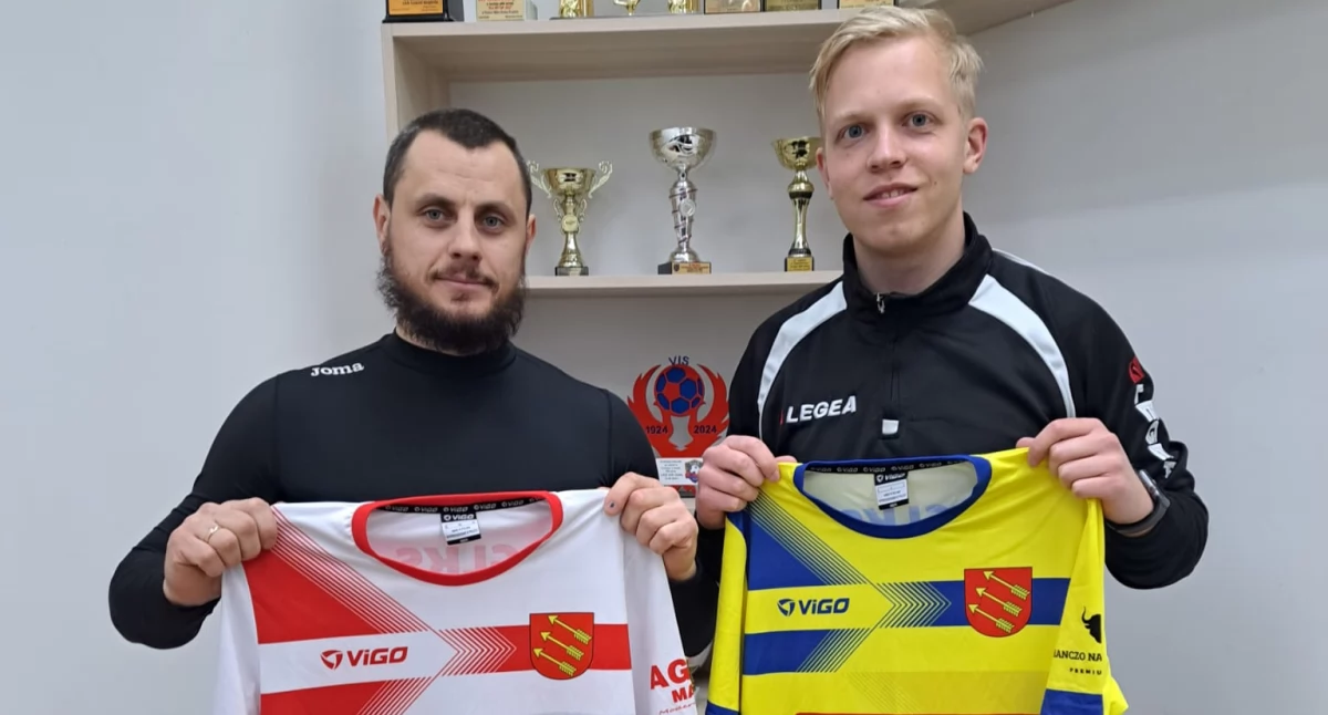 Na zdjęciu od lewej, Łukasz Rydz oraz Mateusz Ozga 
