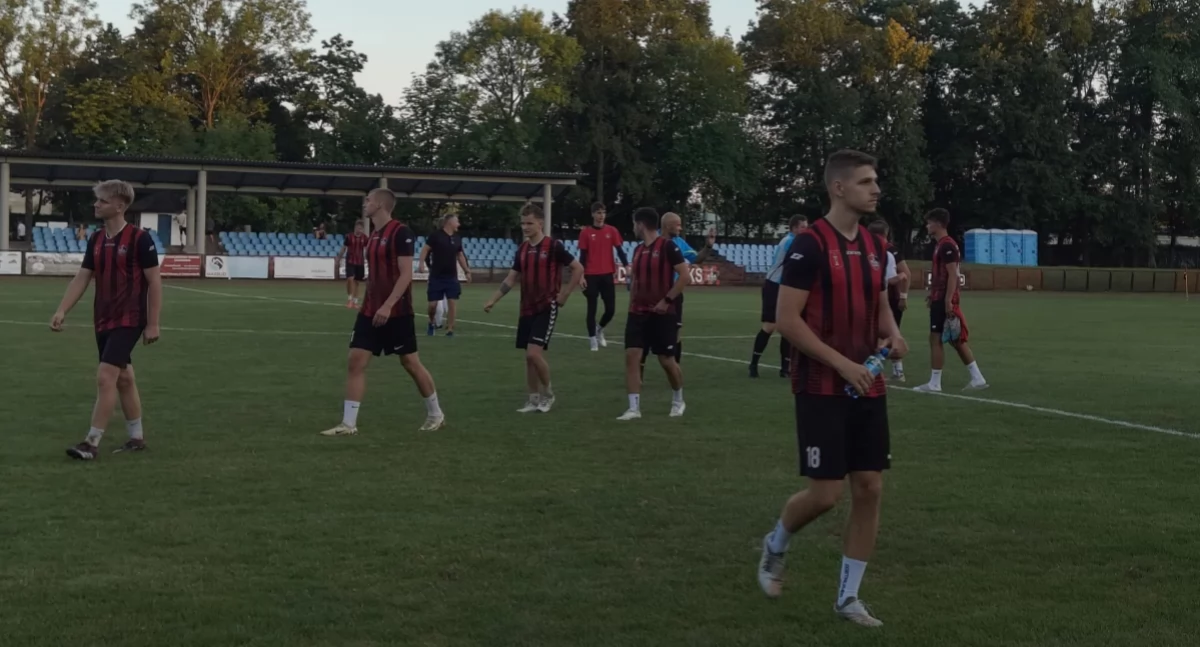 Na zdjęciu piłkarze WKS-u 1957 Wieluń/fot. Łukasz Płuciennik 