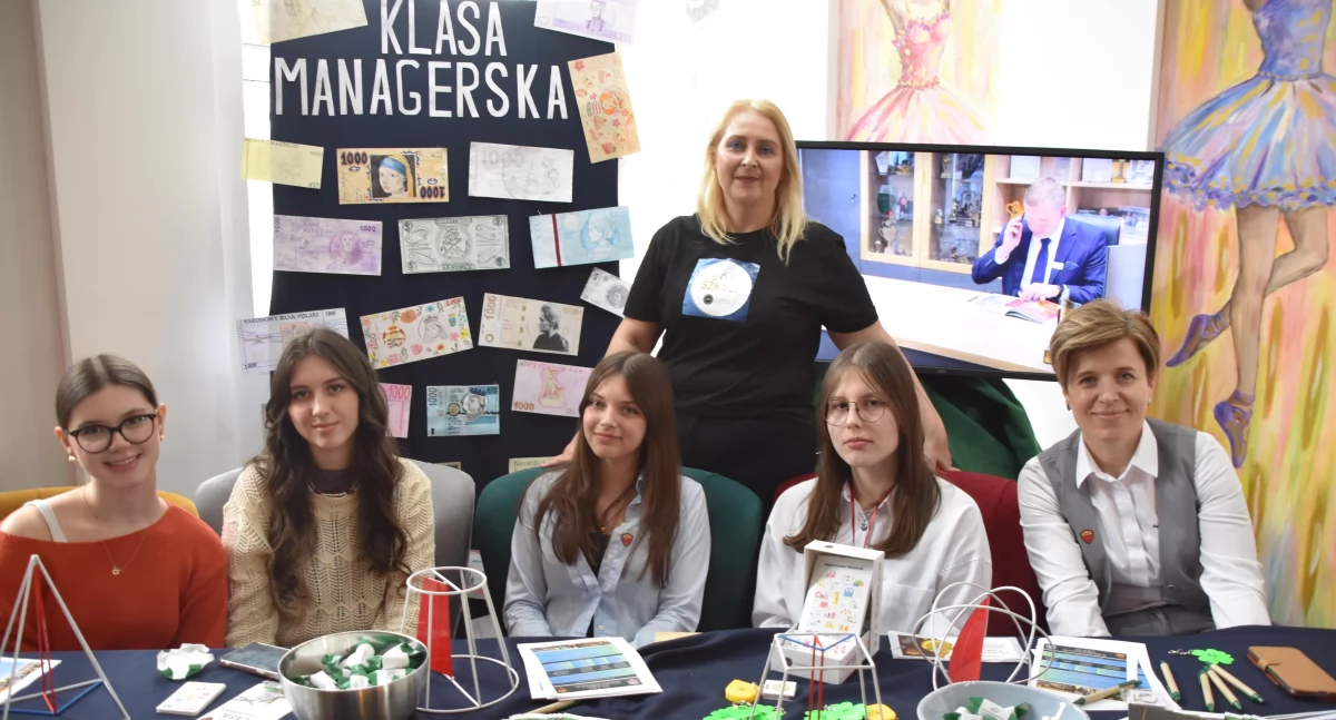 Zdjęcie z Dni Otwartych w II Liceum Ogólnokształcącym im. Janusza Korczaka w Wieluniu/ fot.: Iwona Augustyniak