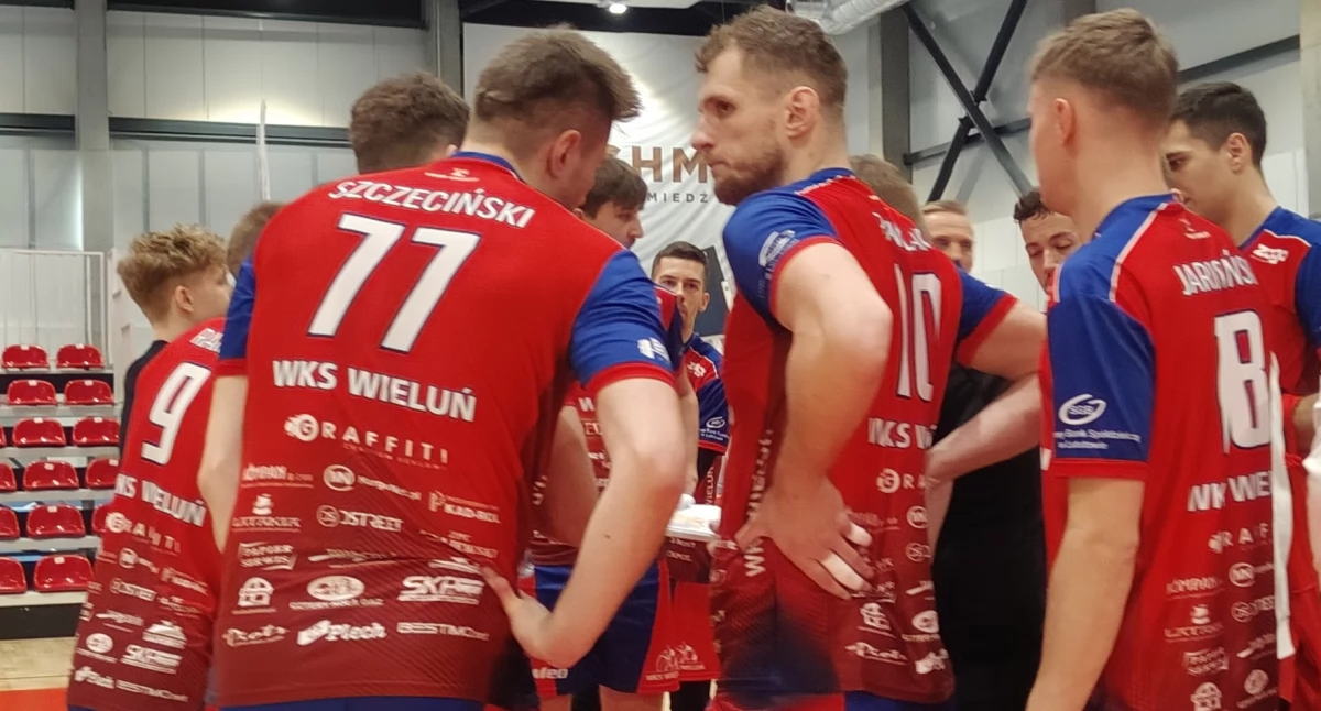 Na zdjęciu siatkarze WKS-u Wieluń/fot. Łukasz Płuciennik 