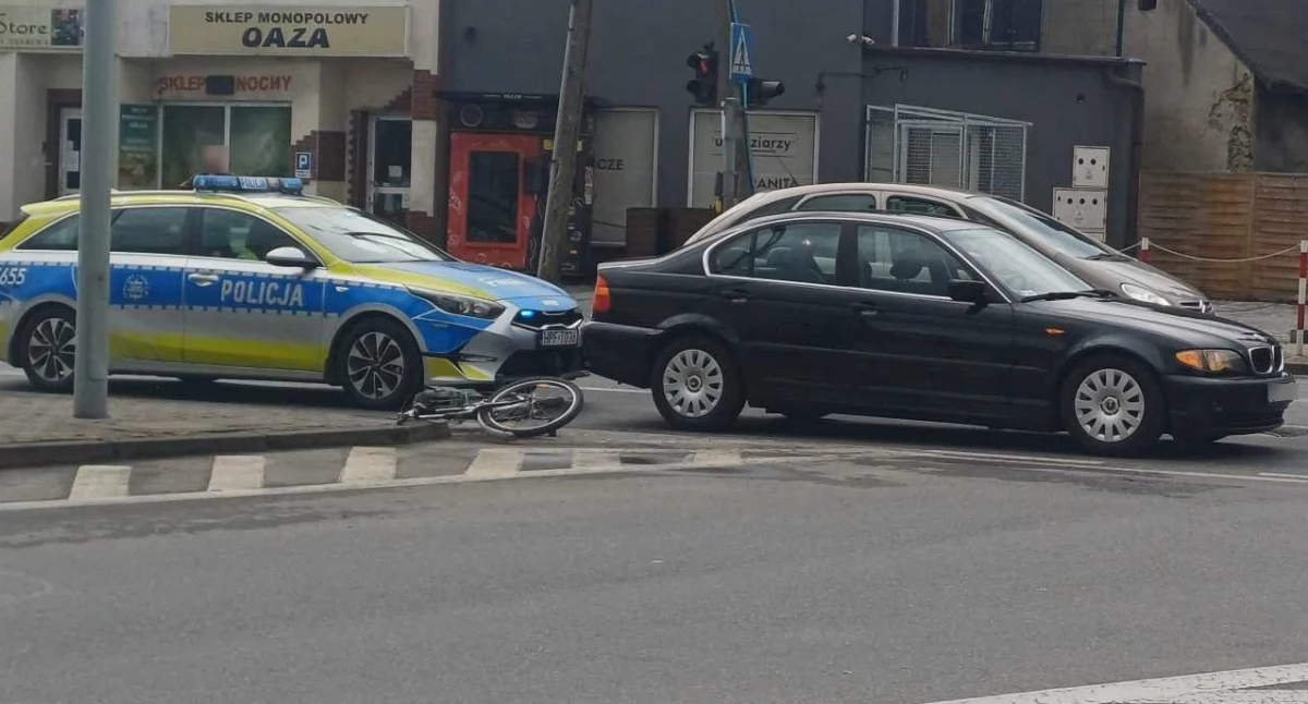 Na zdjęciu miejsce wypadku na skrzyżowaniu u. Sieradzkiej i Kopernika w Wieluniu / Fot. Elżbieta Mizak / Kulisy Powiatu