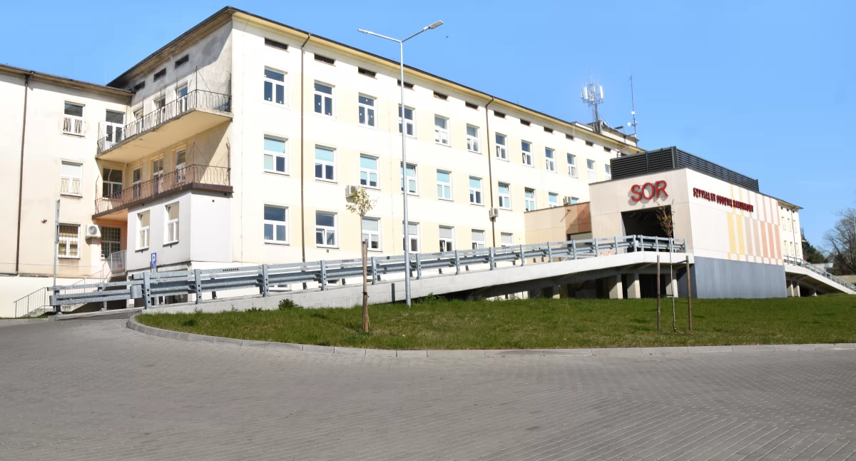 Szpital w Wieluniu działa póki co jako Samodzielny Publiczny Zakład Opieki Zdrowotnej / fot.: Elżbieta Mizak