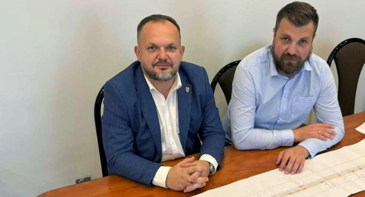 Maciej Bryś i Krzysztof Dziuba zgodnie zarządzają powiatem od dokładnie roku / fot.: Sławomir Rajch