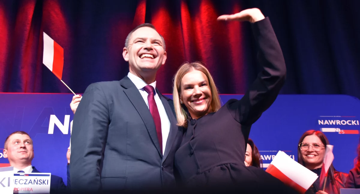 Karol Nawrocki, jeszcze jako kandydat na prezydenta RP, wraz z żoną w Pajęcznie / fot.: Sławomir Rajch