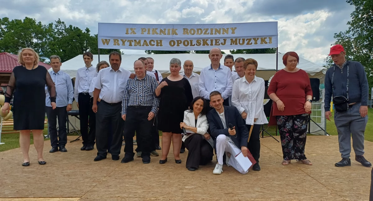 Zdjęcia z pikniku rodzinnego w Domu Pomocy Społecznej w Skrzynnie / fot.: Elżbieta Mizak