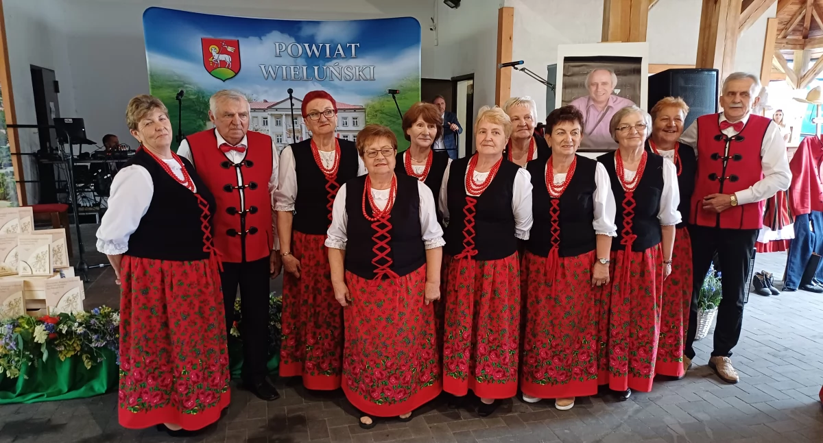 Zdjęcia z XXVI Przeglądu Folkloru Ziemi Wieluńskiej im. Marka Dery w Osjakowie / fot.: Elżbieta Mizak